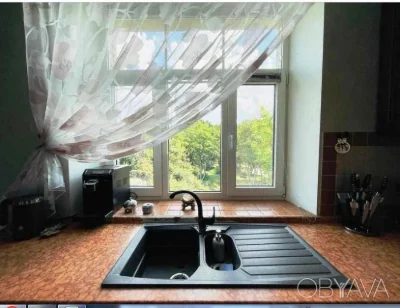 3 bedroom apartment, Stalin-era building, on Lavrska Street, Mazep, Omelianovych-Pavlenko