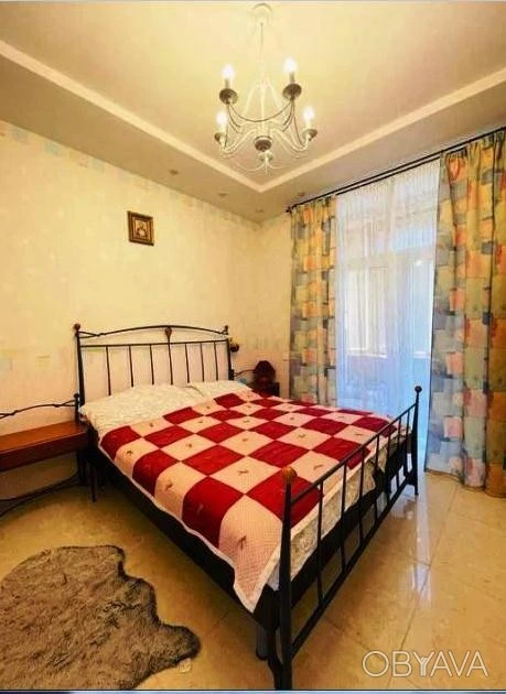 3 bedroom apartment, Stalin-era building, on Lavrska Street, Mazep, Omelianovych-Pavlenko