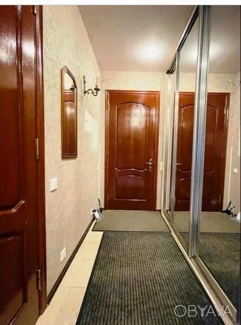 3 bedroom apartment, Stalin-era building, on Lavrska Street, Mazep, Omelianovych-Pavlenko