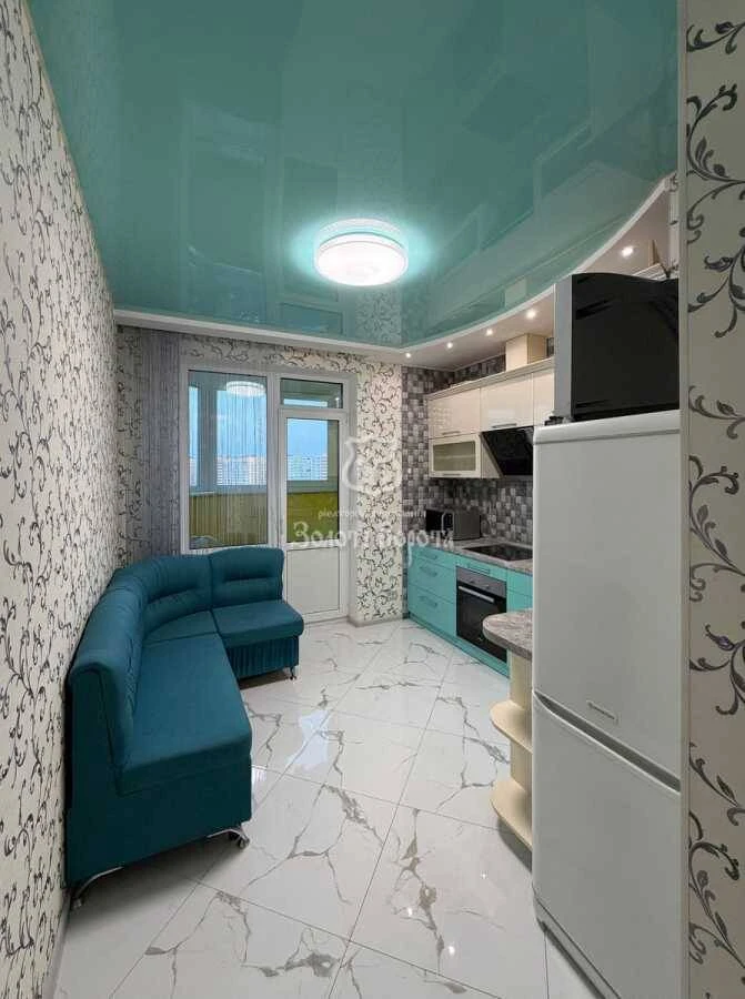 Apartment for Sale, Kyiv, Sviatoshyn, Berezaysky Prospect