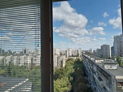 For Sale: 1-Bedroom Apartment, Florence Avenue, Dnepropetrovsk, Kyiv