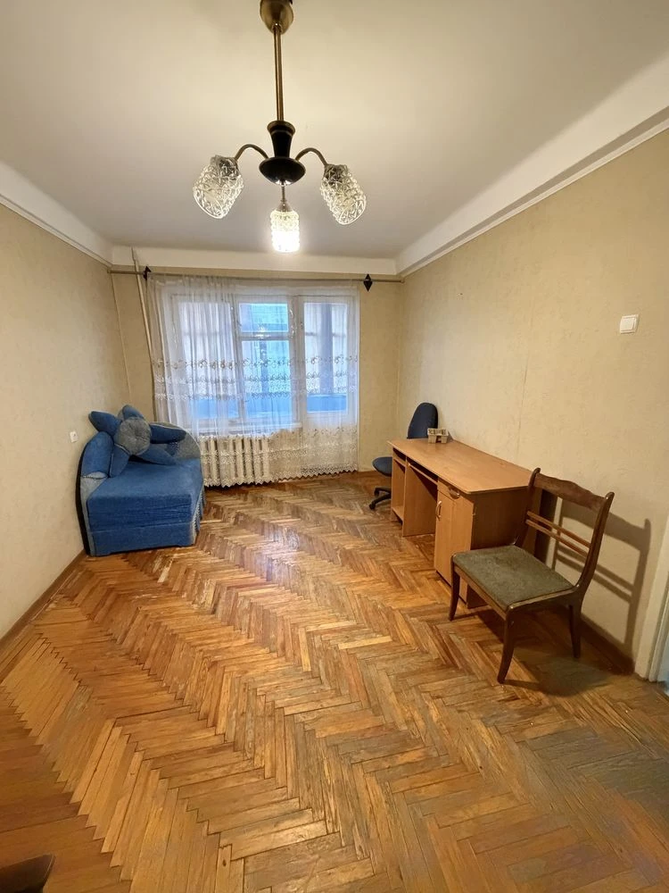 Продам 1-кімнатну квартиру, вул. Європейська!
