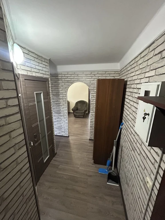 3 bedroom apartment in Kosmiczny district.