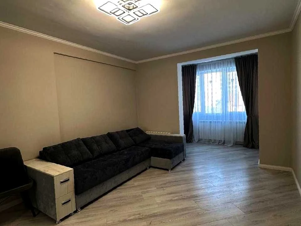 Apartment. Volodymyr Veliky Street, Lviv