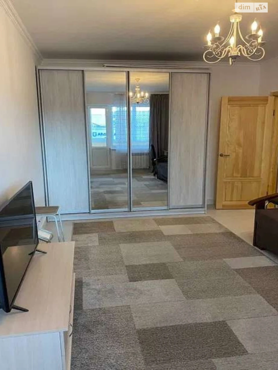 Apartment for Long-Term Rent, Obolyn'