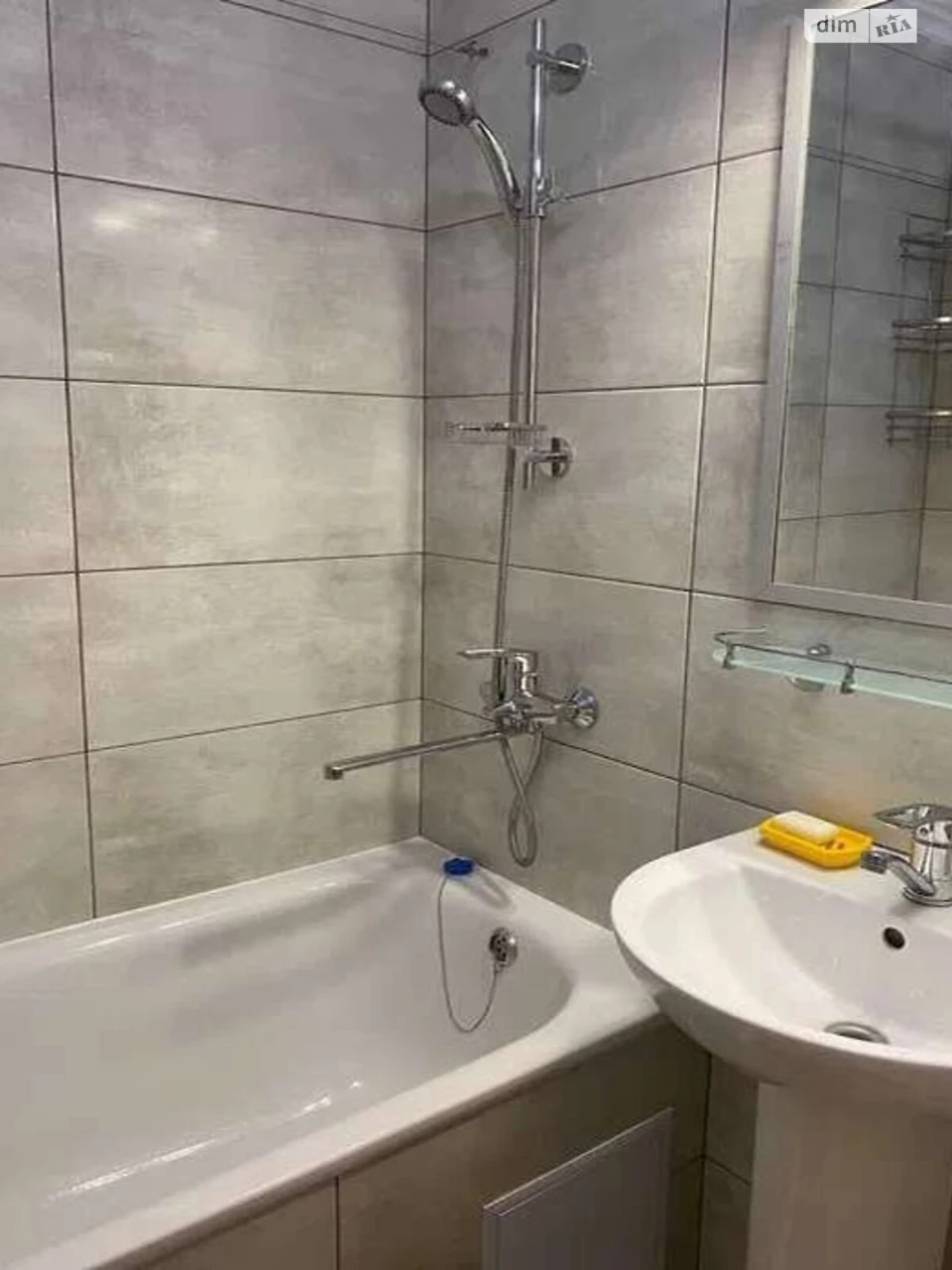Apartment for Long-Term Rent, Obolyn'