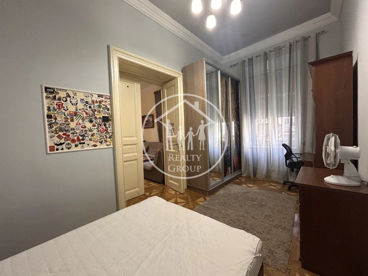 Historic Center!! Austrian Apartment!! 3-room apartment