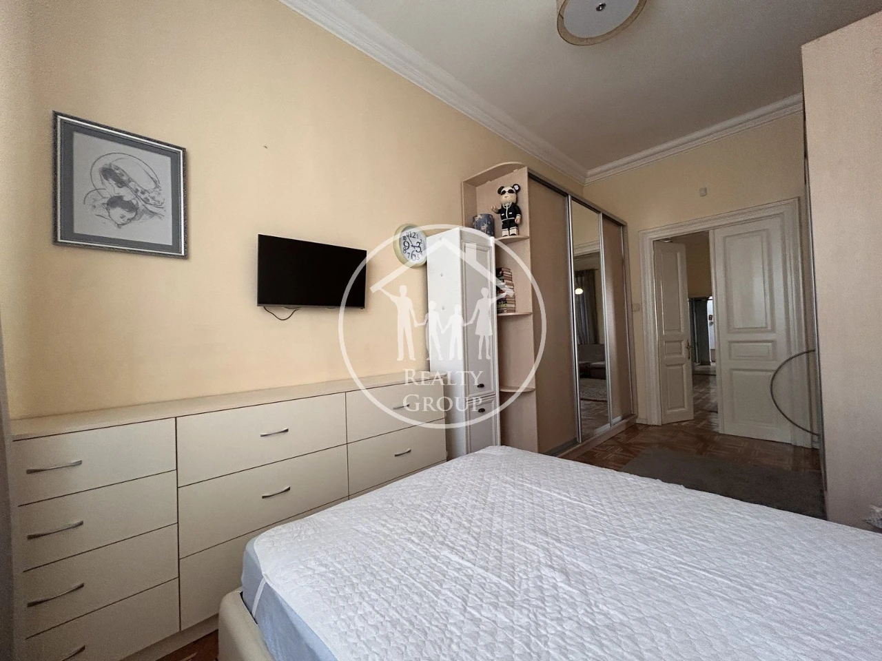 Historic Center!! Austrian Apartment!! 3-room apartment