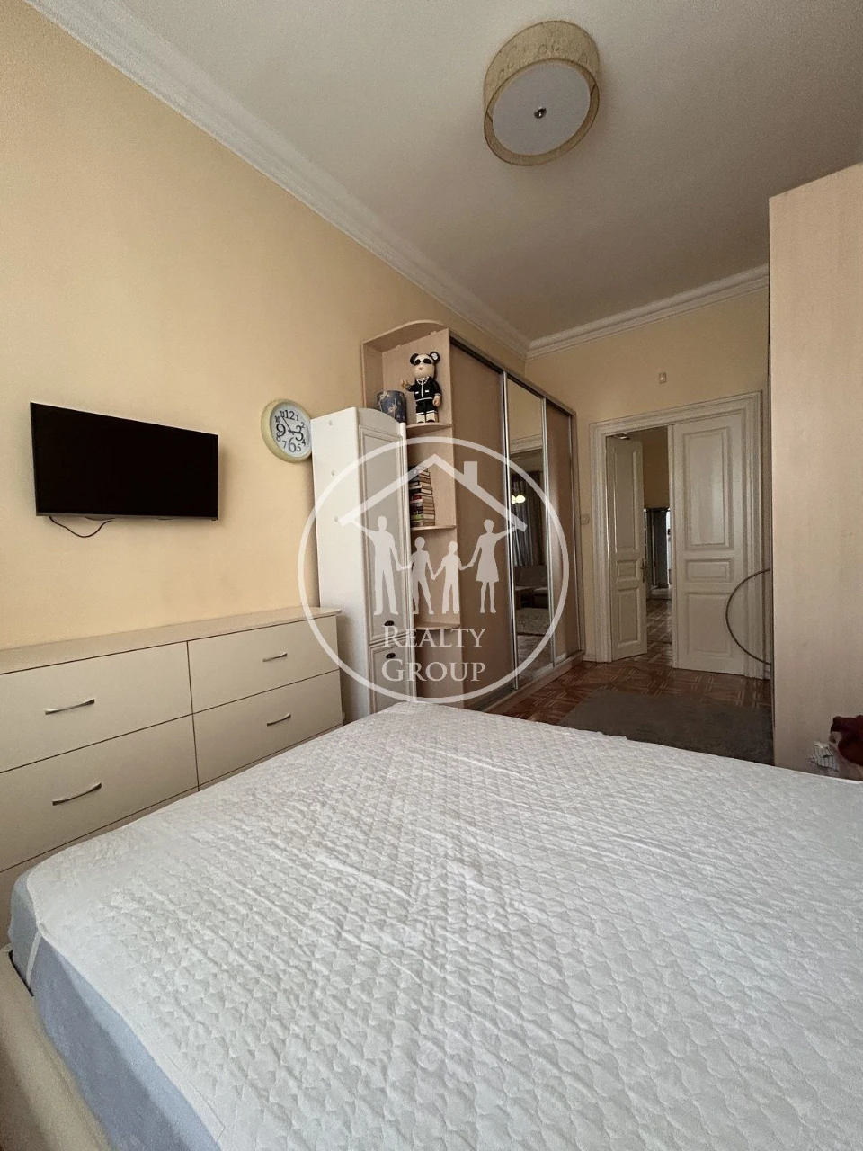 Historic Center!! Austrian Apartment!! 3-room apartment