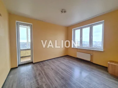 Selling 5-bedroom apartment at вул. Краківська, 27a, in Дніпровський