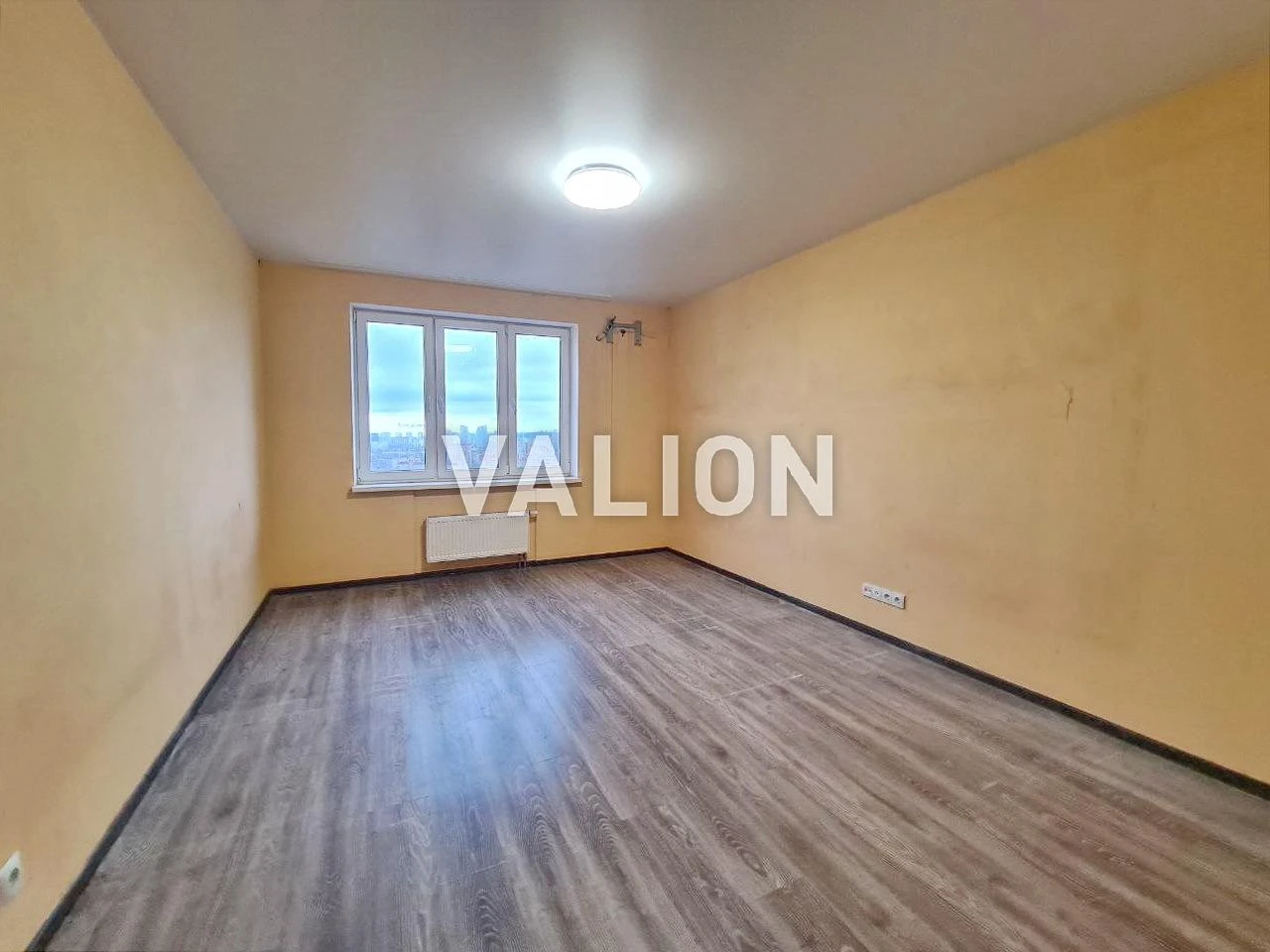 Selling 5-bedroom apartment at вул. Краківська, 27a, in Дніпровський