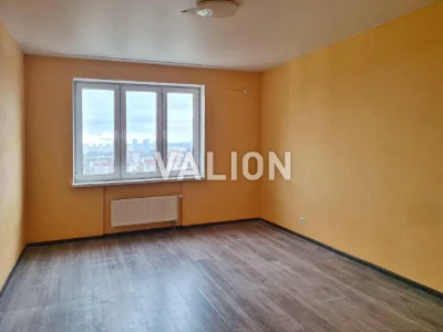 Selling 5-bedroom apartment at вул. Краківська, 27a, in Дніпровський