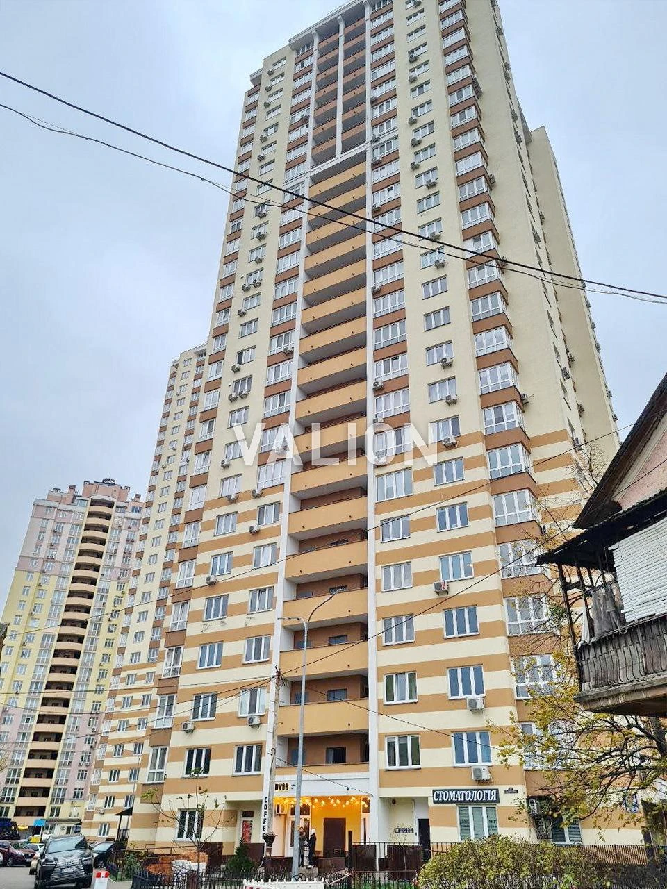 Selling 5-bedroom apartment at вул. Краківська, 27a, in Дніпровський