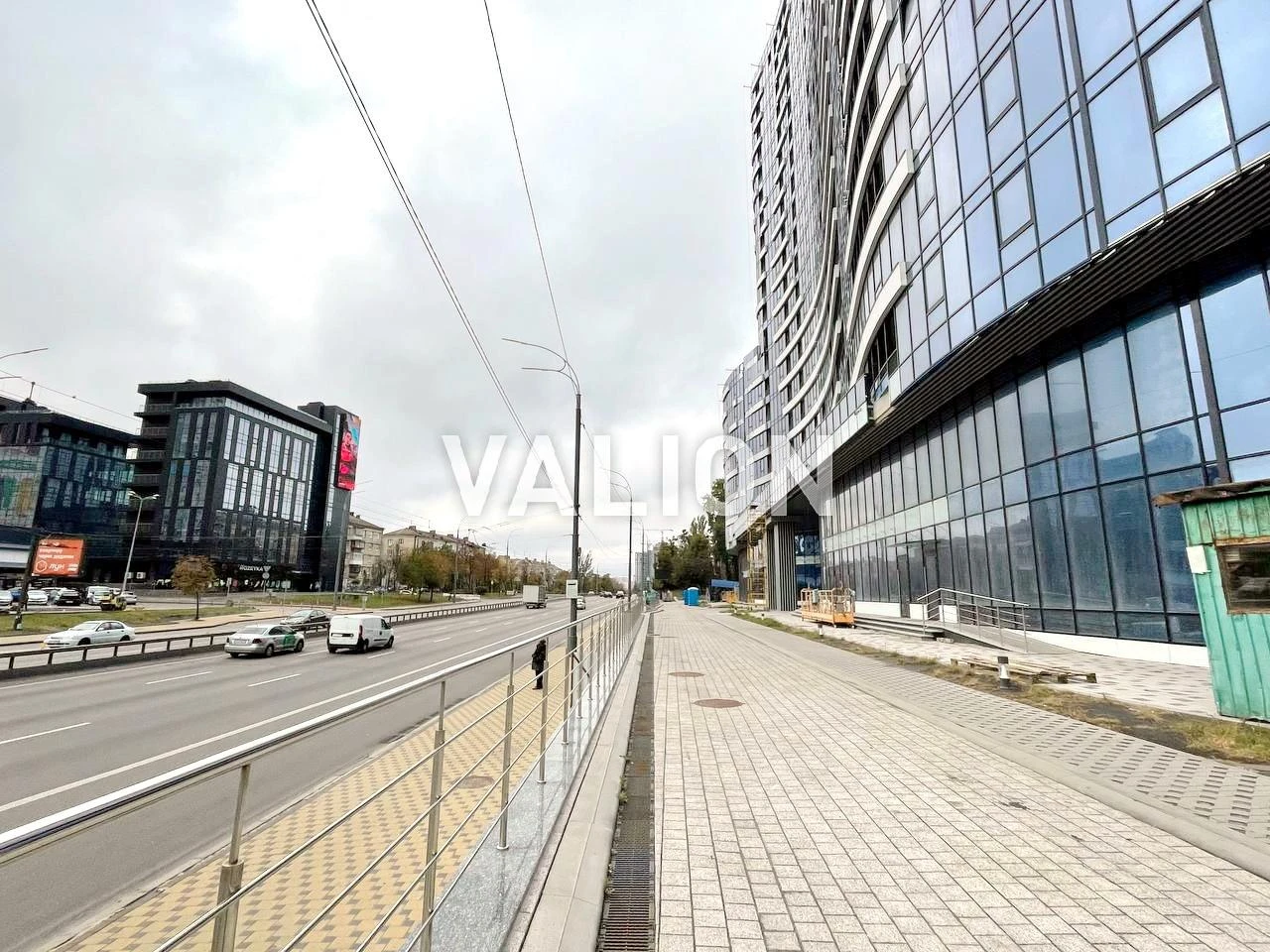 Sale of a 1-room apartment on Mykhailo Mihnovsky Blvd. 13a