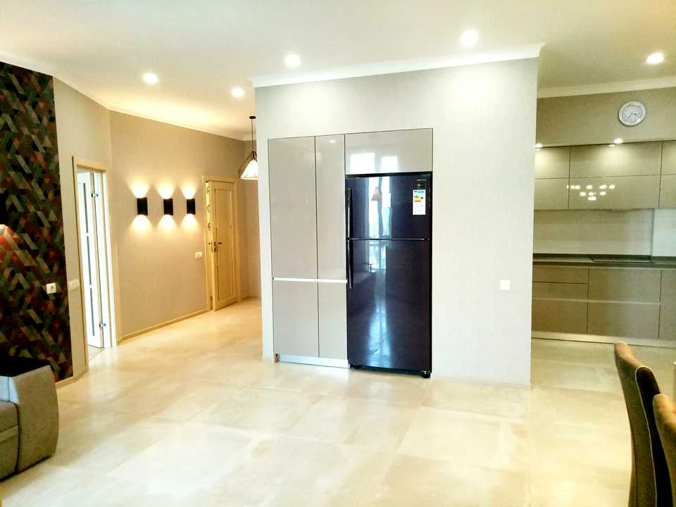 Apartment. Odessa, Velika Arnautskaya Street