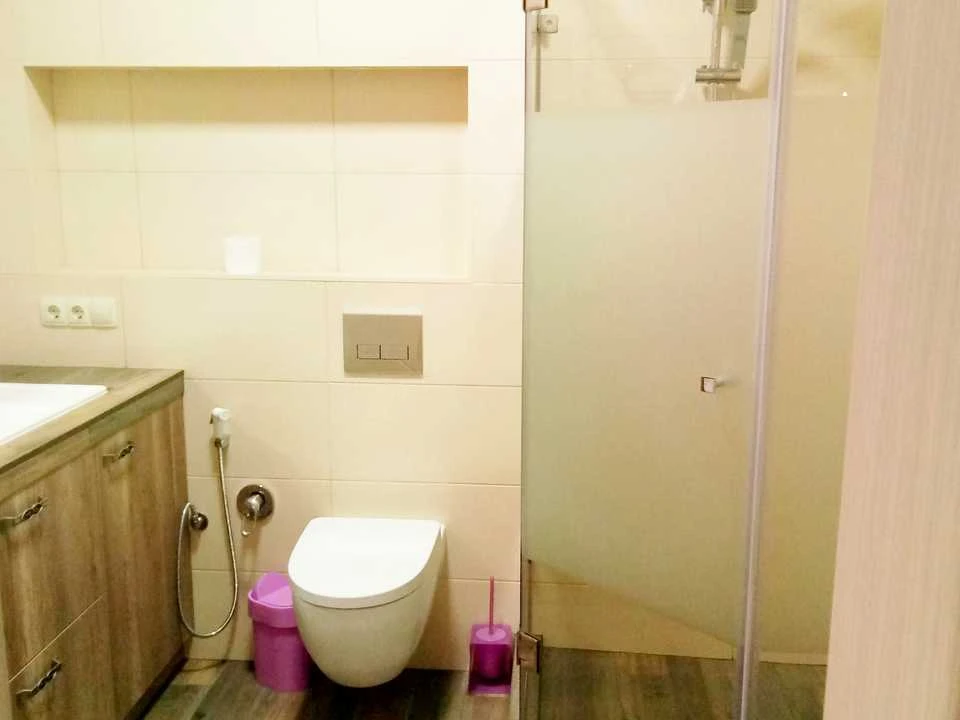 Apartment. Odessa, Velika Arnautskaya Street