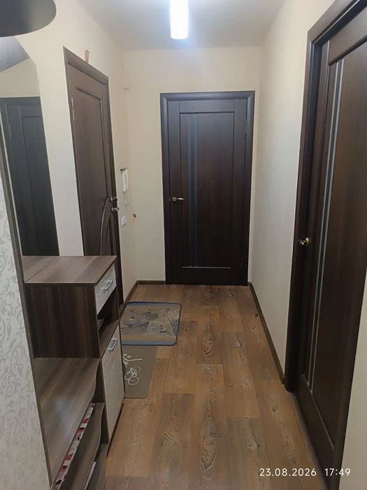2-room Shkolnaya for sale. Bargain is appropriate!