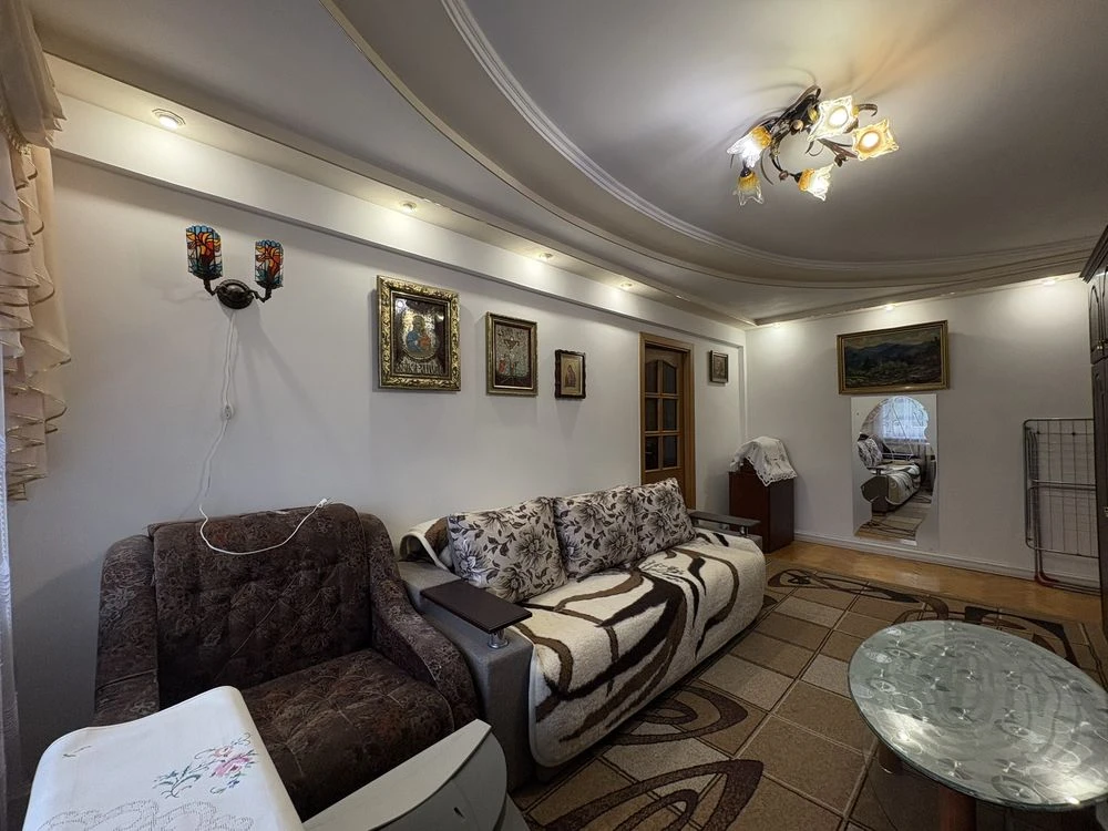 Sale of an apartment on Крут