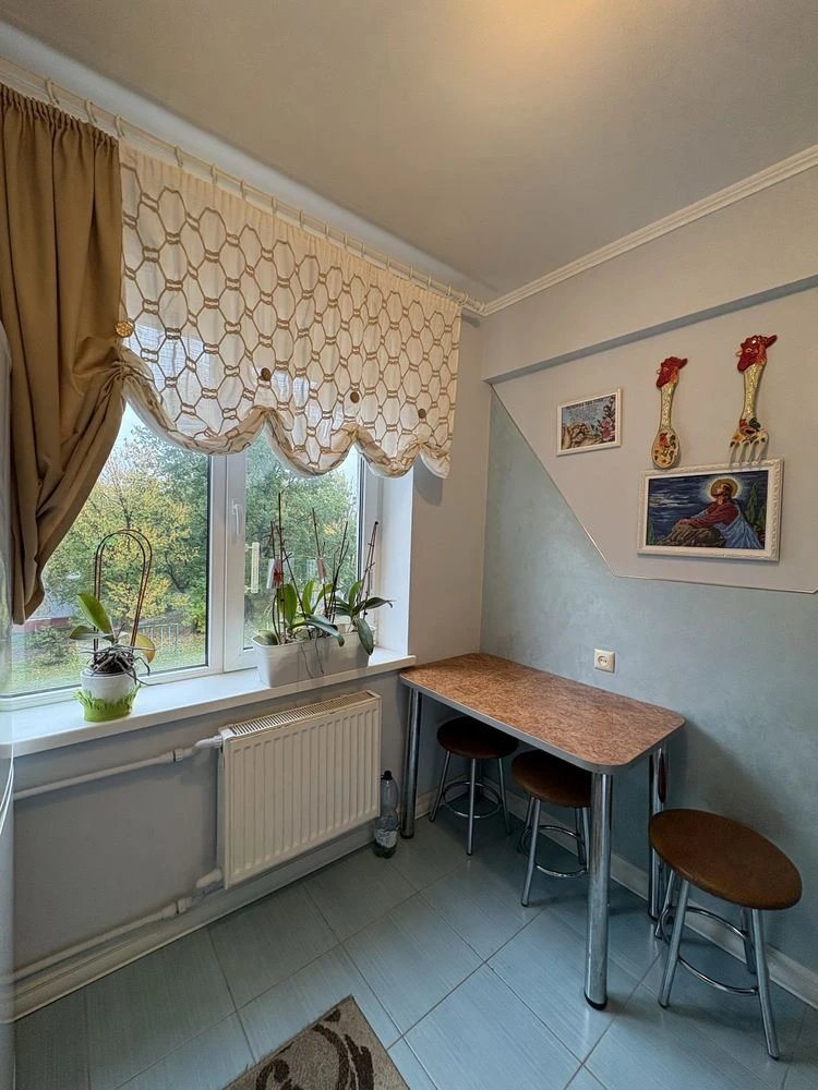 Sale of an apartment on Крут