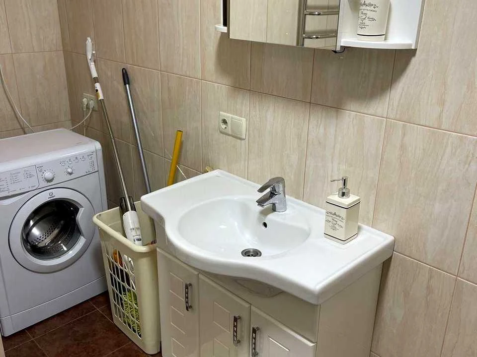 Квартира. Київ, Миколи Голего вул.