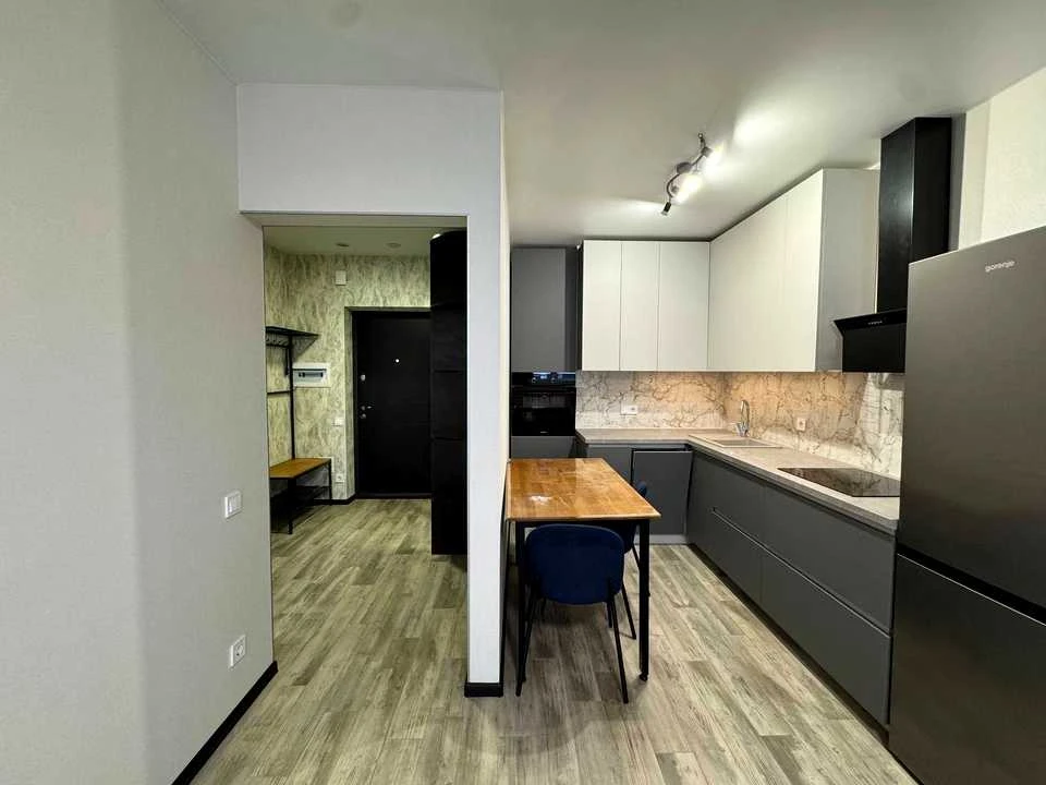 Apartment. Eugene Sverktyka Street, Kyiv