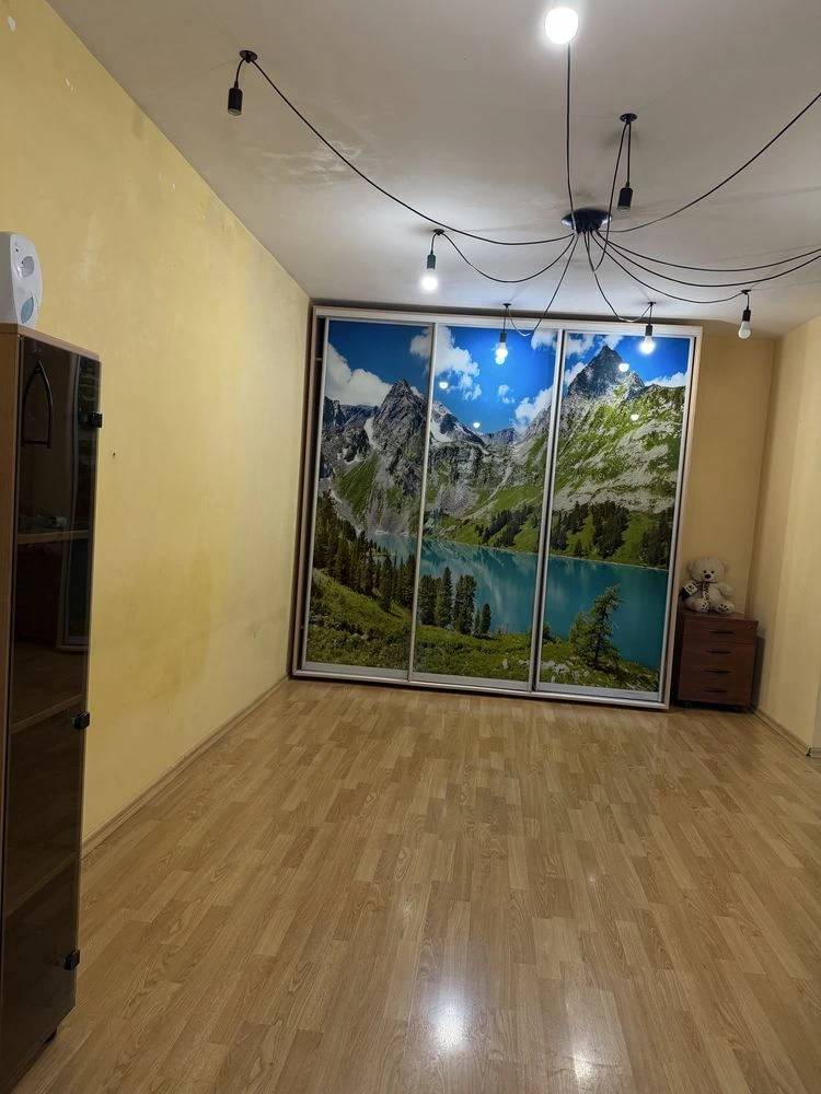 Продам 1 комнатную квартиру Г Петровв/ Парк Горького