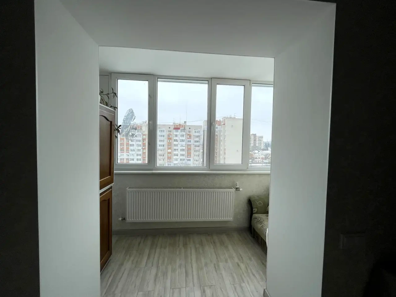Продається однокімнатна квартира 44.2 м² на 9-му поверсі з 10-го.