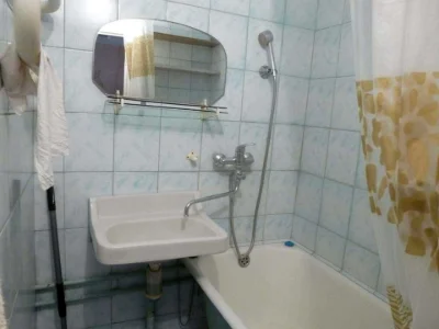 Apartment. Volodymyr Yasюк Street, Kyiv