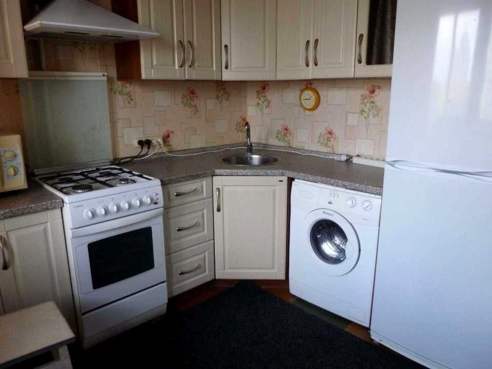 Apartment. Volodymyr Yasюк Street, Kyiv