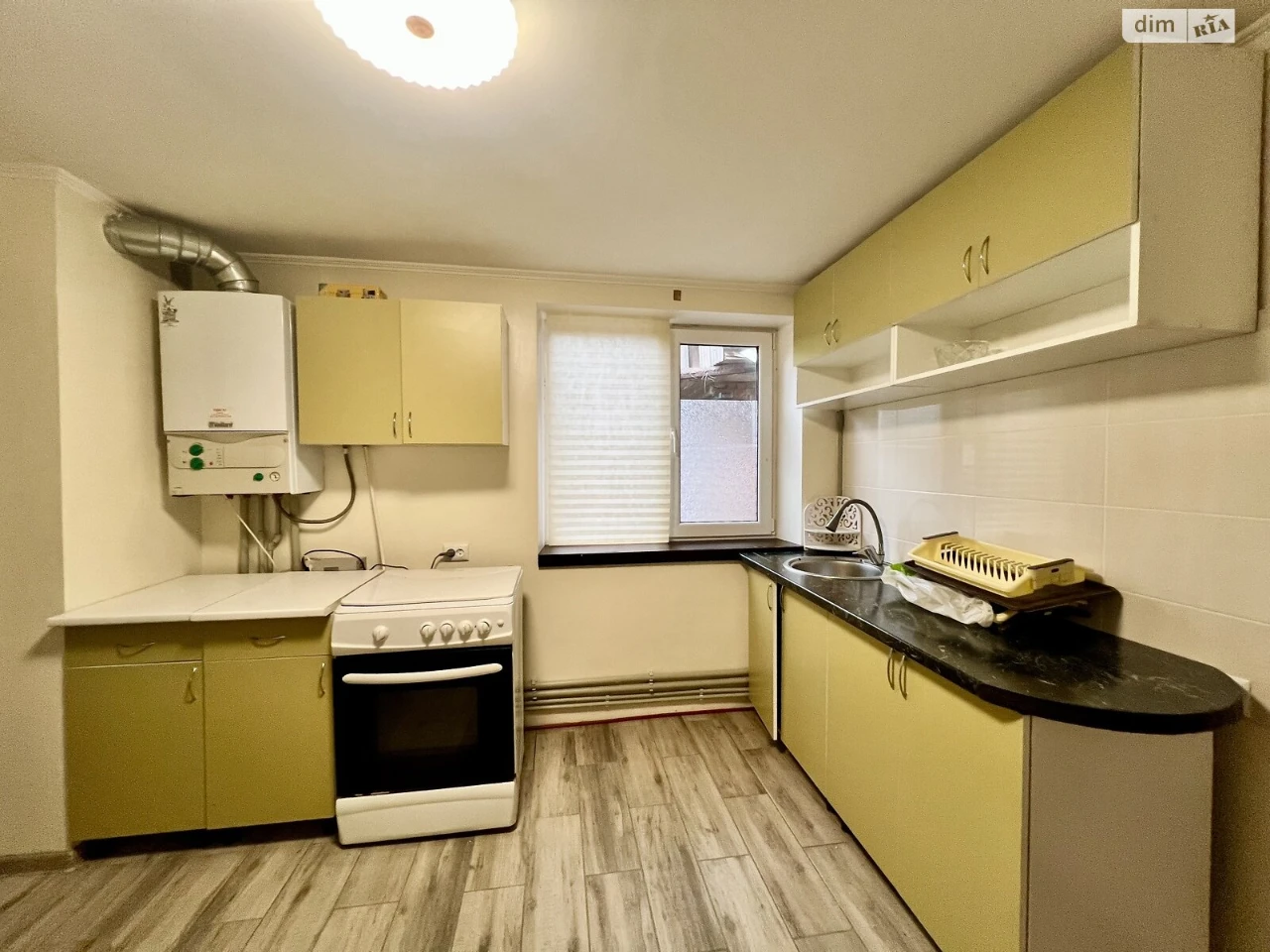 Long Term Rental - Part of a House - Old Town