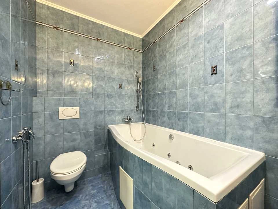 Квартира. Київ, Петра Григоренка просп.