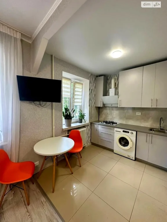 Long-Term Rental Apartment in Holosiiv