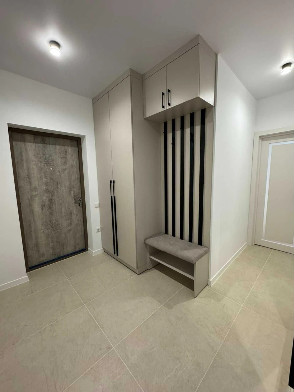 Sale of a 2-bedroom apartment on Truskavets Street 111