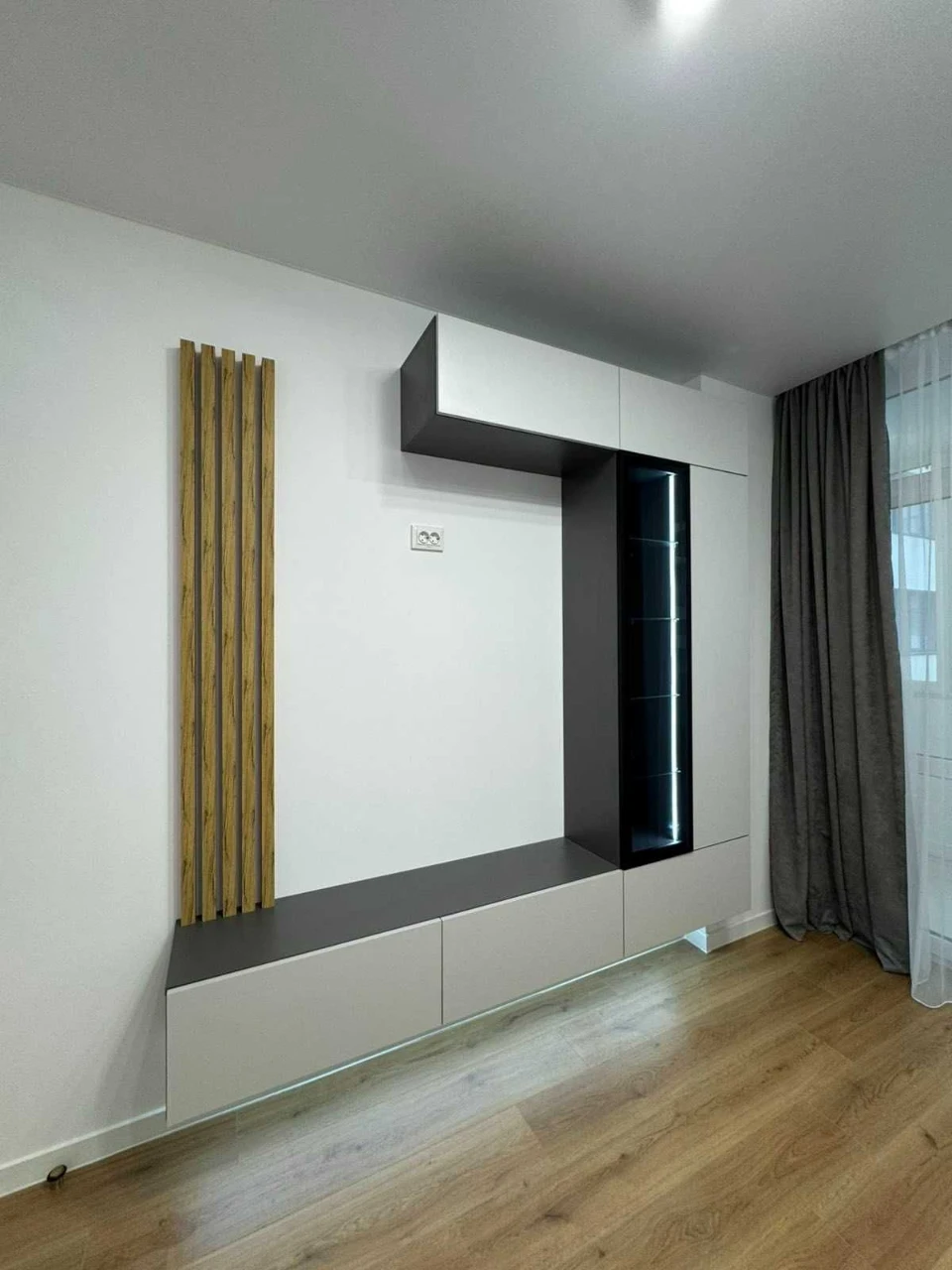 Sale of a 2-bedroom apartment on Truskavets Street 111