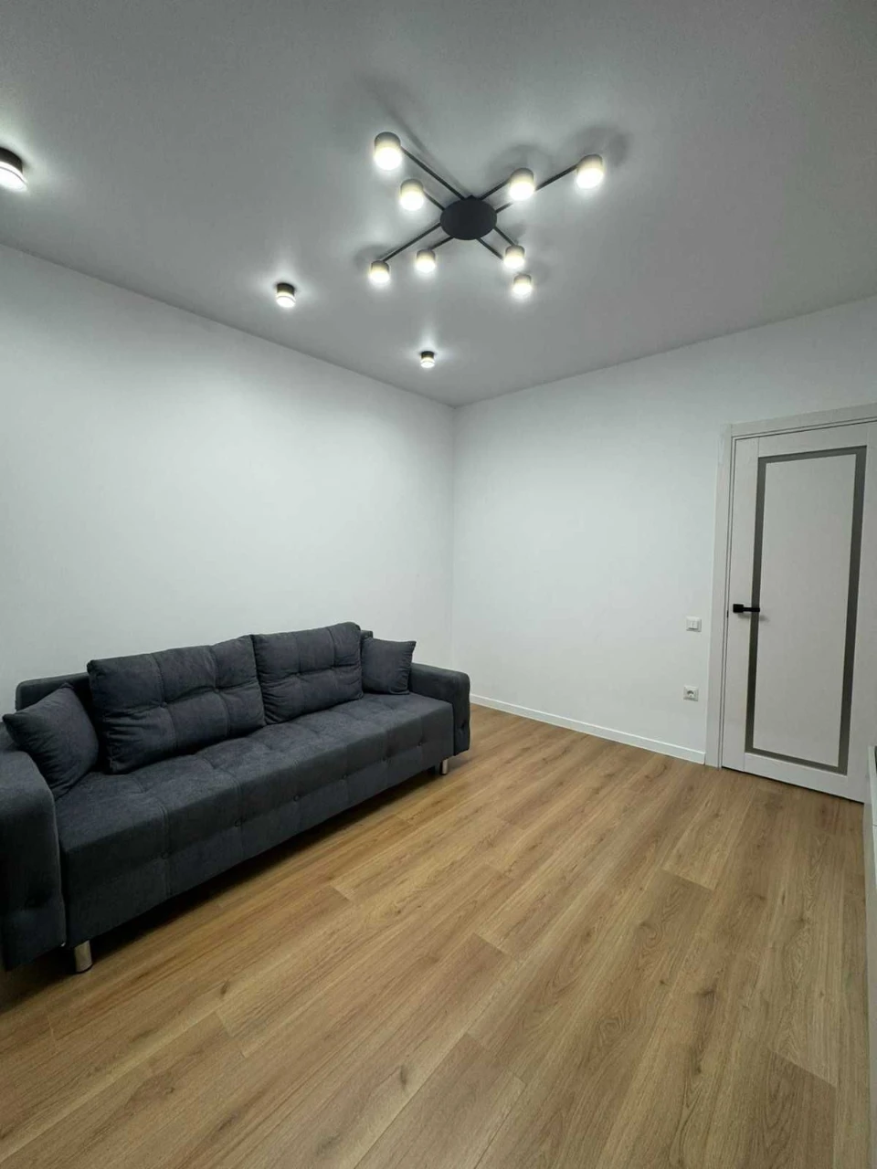 Sale of a 2-bedroom apartment on Truskavets Street 111