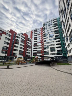 Sale of a 2-bedroom apartment on Truskavets Street 111