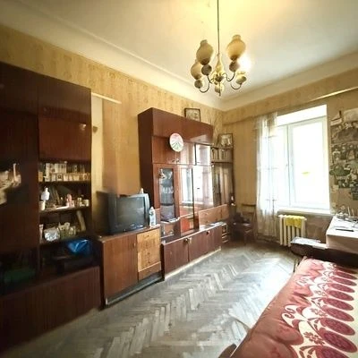 Продається 4-кімнатна квартира в Центрі, Садова/Дерибасівська.