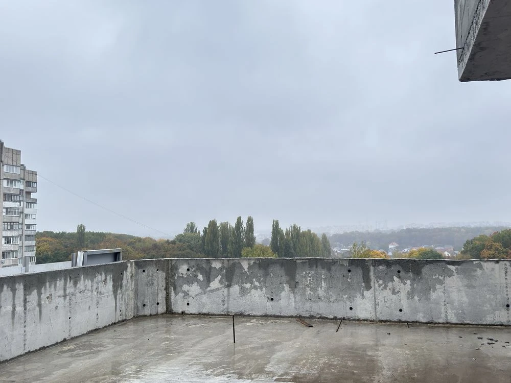 Пентхаус с собственной террасой 70 м²! Панорамный вид на мост