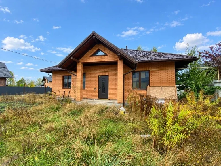 House near Vinnytsia "Berezyna" Barske Highway