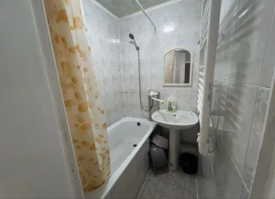 Продам 2-комнатную квартиру на ул. Киевской