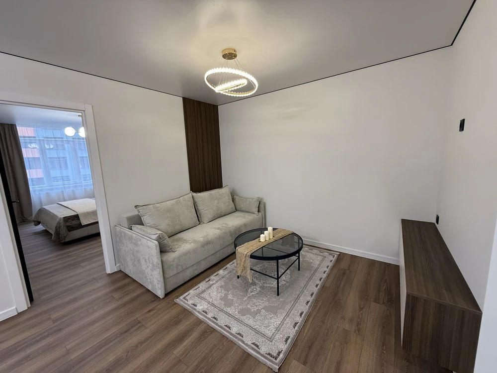 Продам 2-кімнатну квартиру 59 кв. м, 6/12 этаж,