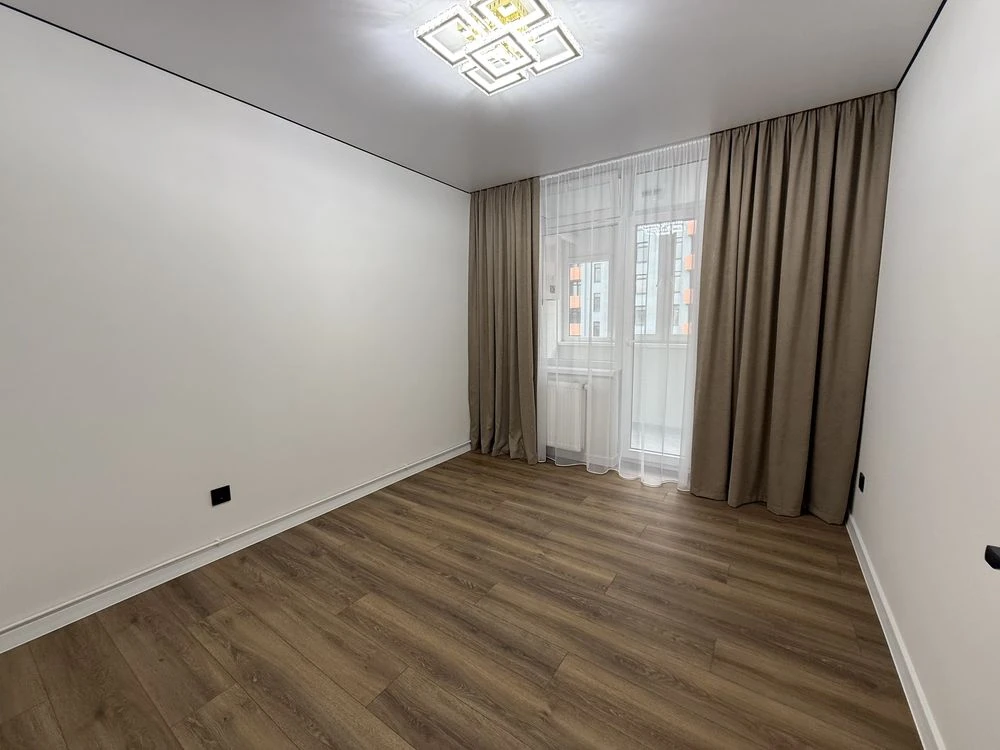 Продам 2-кімнатну квартиру 59 кв. м, 6/12 этаж,