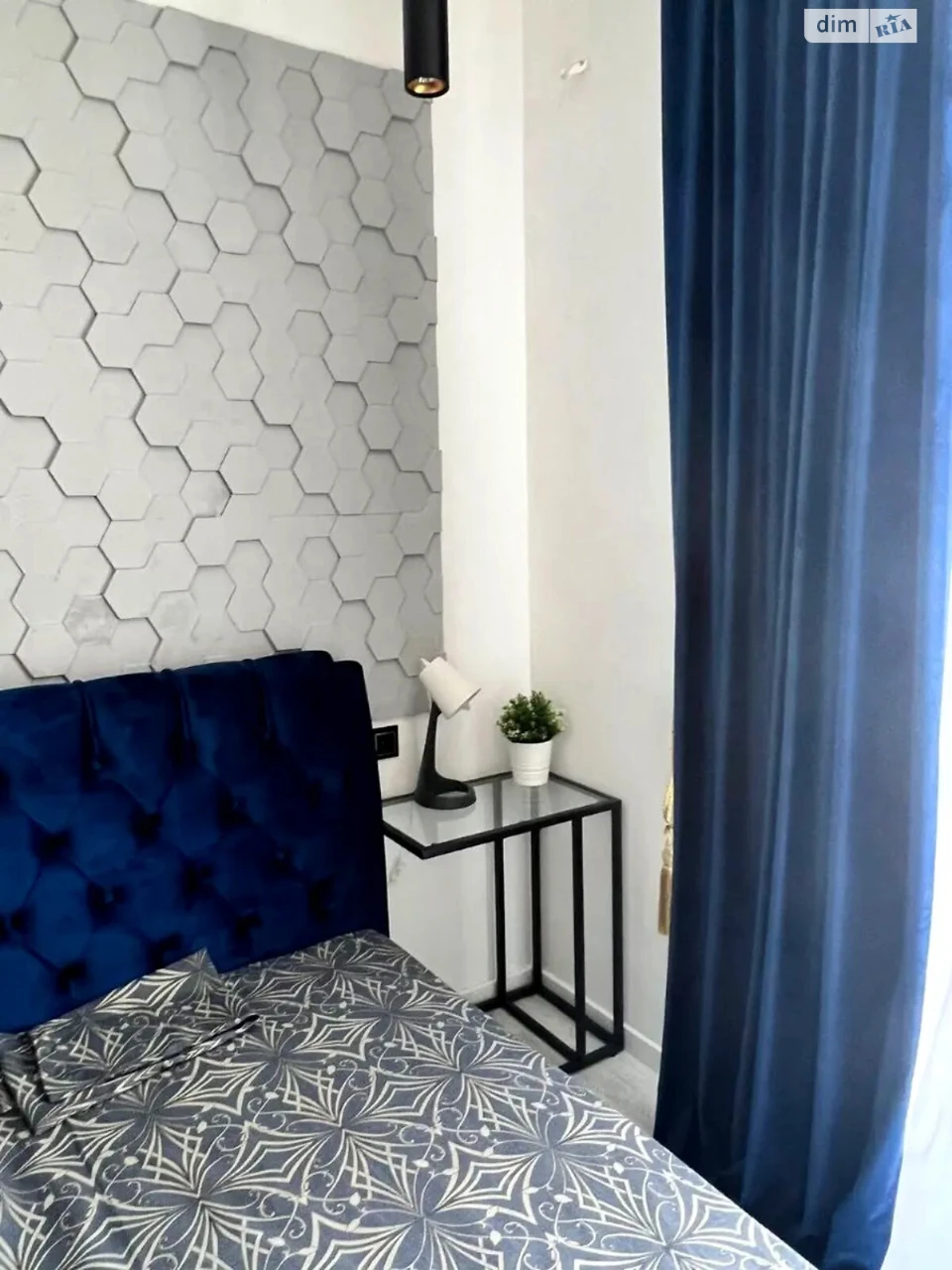 Long-Term Rental Apartment, Holosiiv