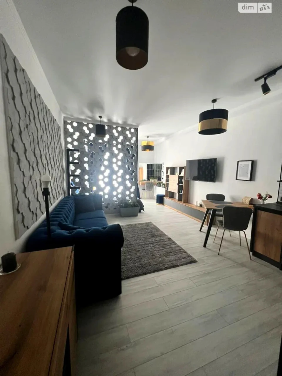Long-Term Rental Apartment, Holosiiv