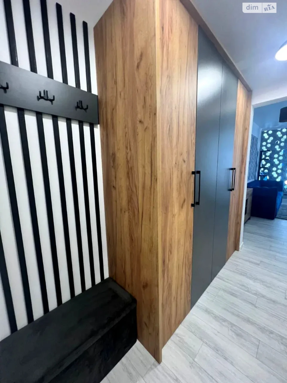Long-Term Rental Apartment, Holosiiv