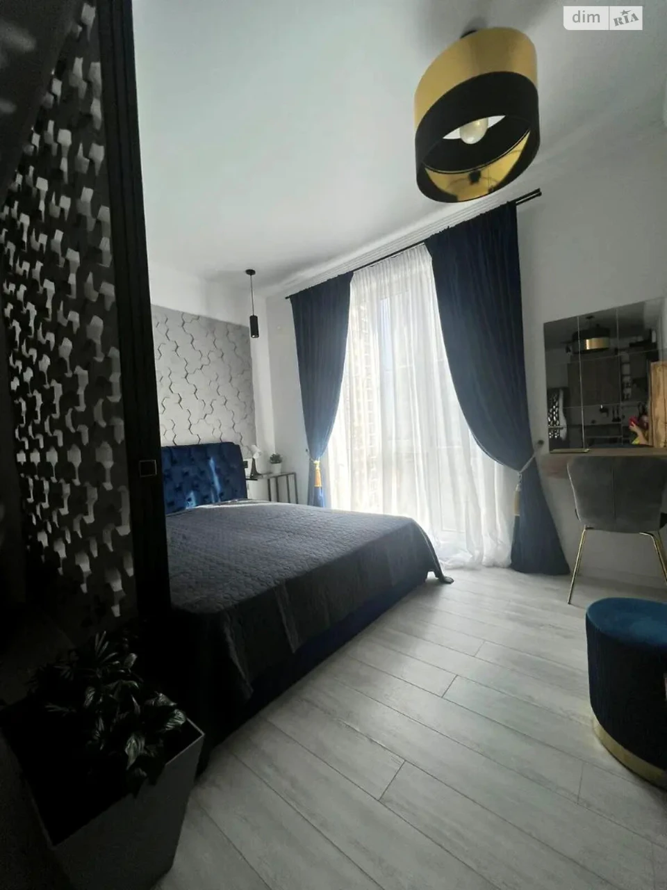 Long-Term Rental Apartment, Holosiiv
