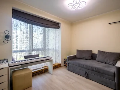 Продаж 2-кімнатна квартири 71.4 м² на 7-му поверсі з 11