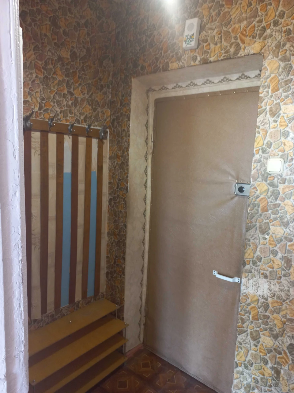 M. Cold Mountain, sell 1 room apartment, New Быт Street 35