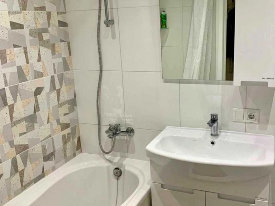 Apartment. Raisa Okipnaya st., Kyiv
