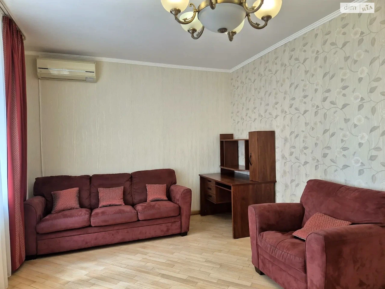 Long Term Rental Apartment, Left Bank District